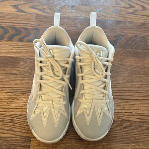 Puma Youth Basketball Shoes